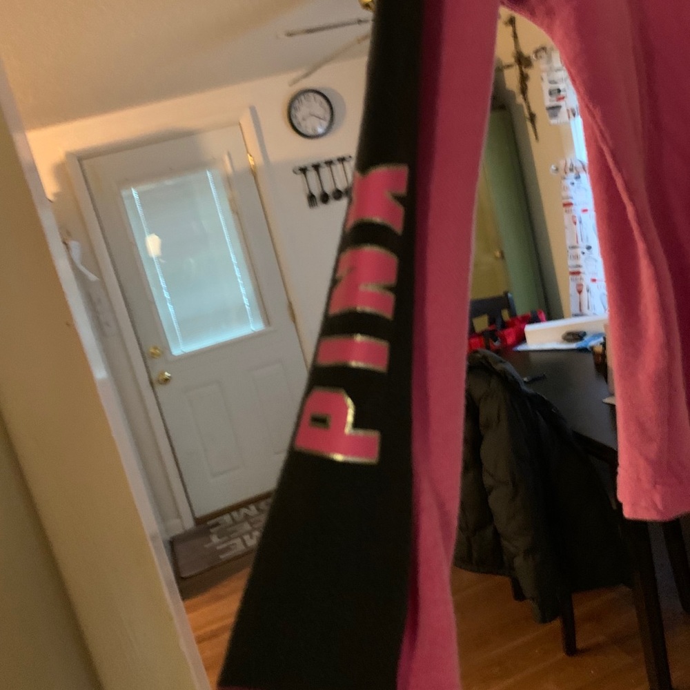Vs pink - Picture 3 of 4